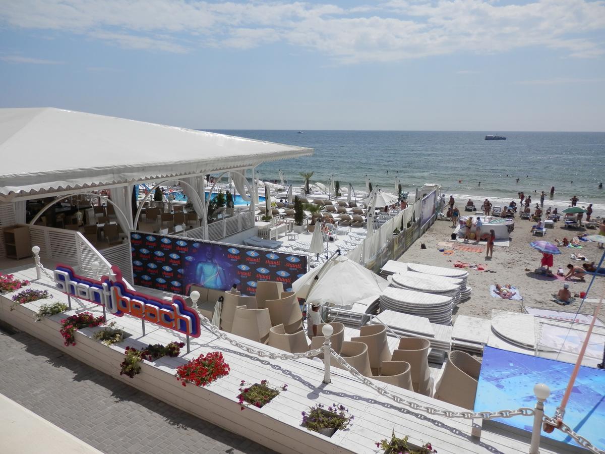 Аркадия Апартаменты На Первой Линии От Моря Odessa Buitenkant foto